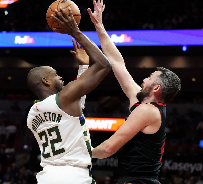 乐鱼娱乐 -NBA季后赛赛程吃紧，拉齐奥今夜篮板制胜，引发热议，轮换策略成焦点的简单介绍