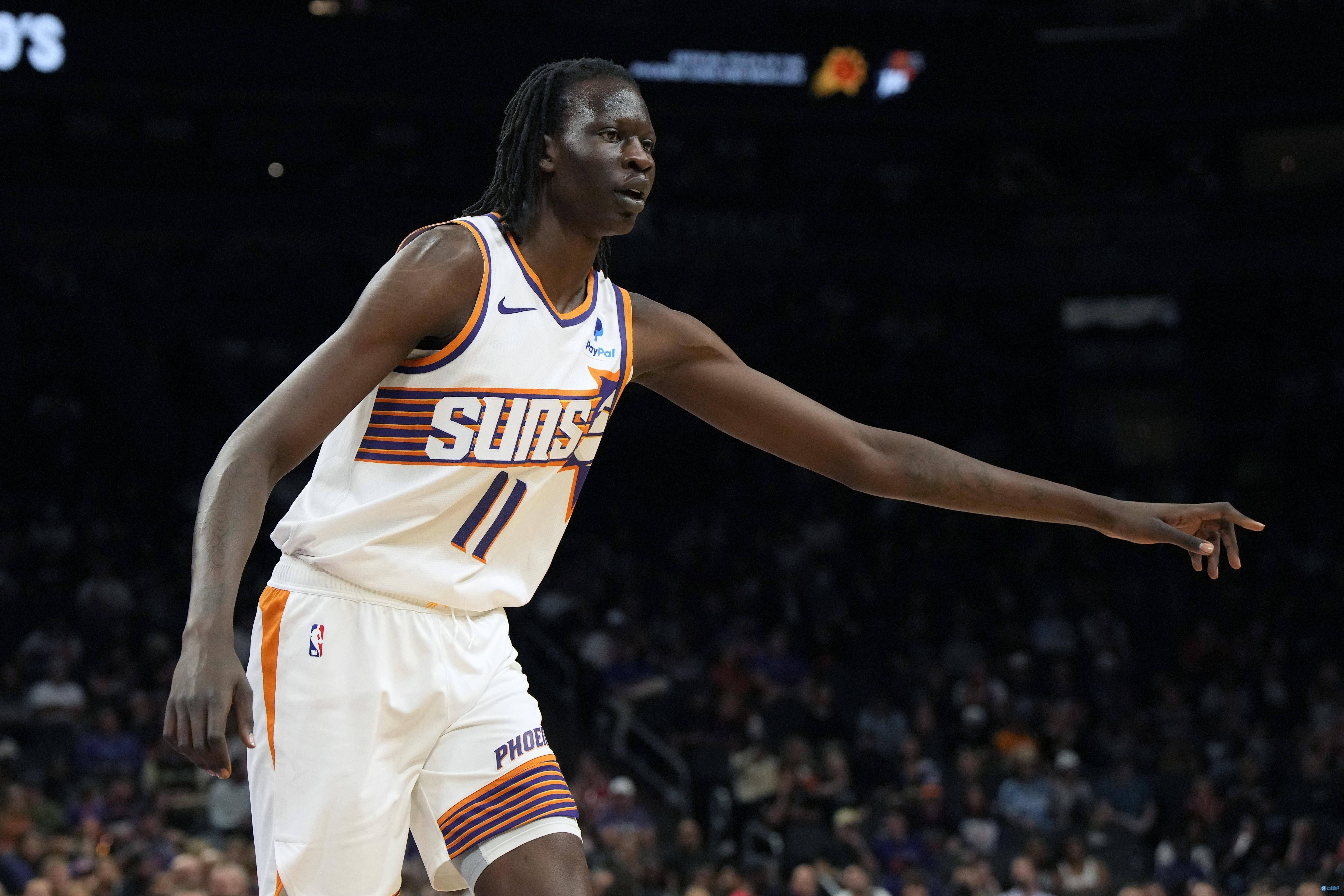 赛前社区盾焦点战，菲尼克斯太阳队长鼓劲，球迷炸锅，训练强度明显提升的简单介绍