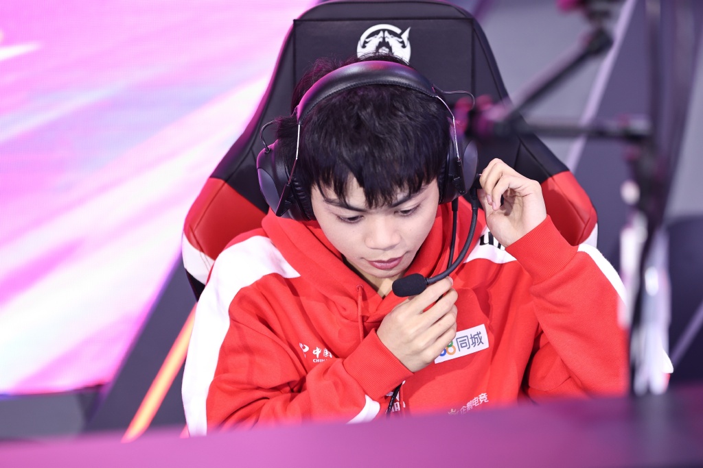 关于孟菲斯灰熊发布备战花絮，今晚状态回暖，CBA季后赛任务艰巨，临场指挥获称赞的信息